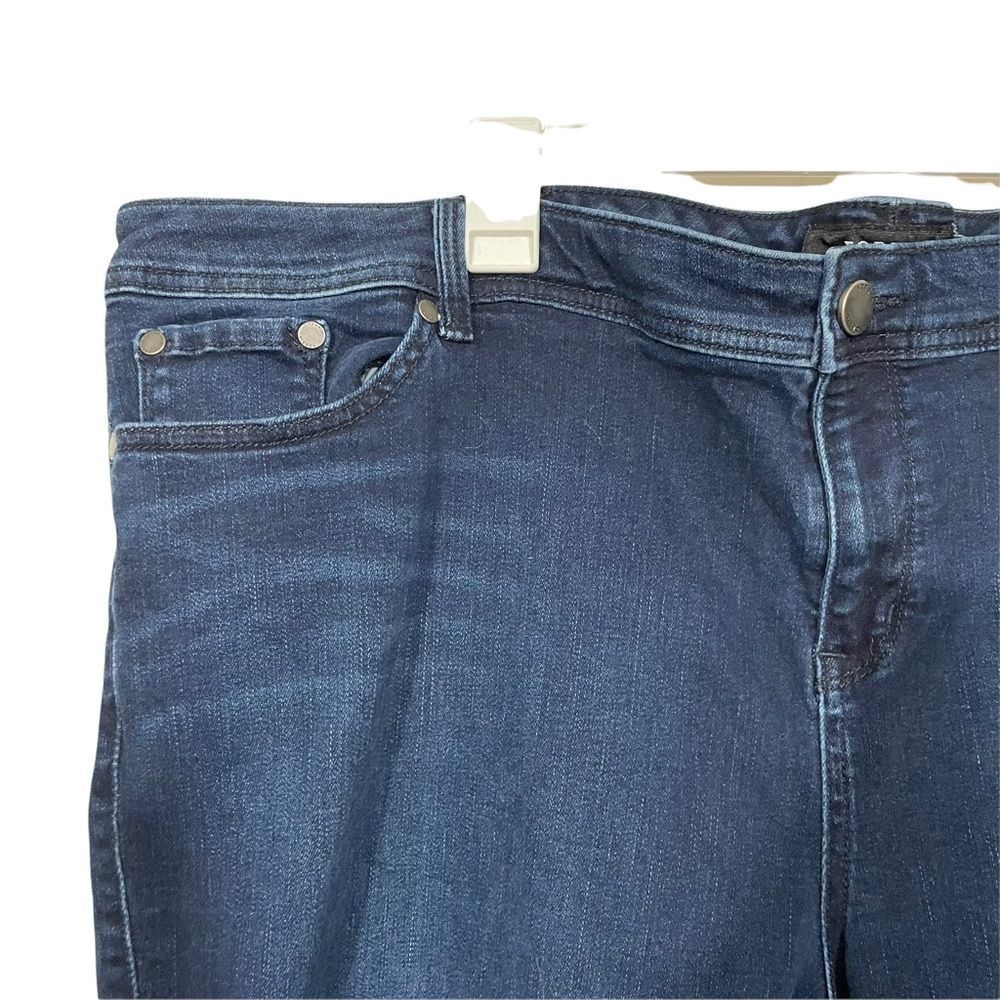 Torrid Plus Size Dark Wash High Rise Skinny Jeans - Picture 5 of 5